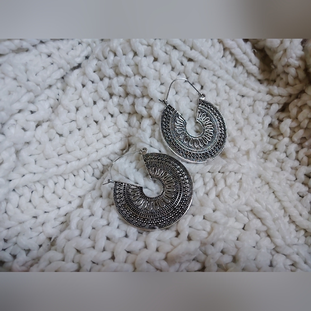 3 Pcs Bohemian Silver Earring Set! NIP